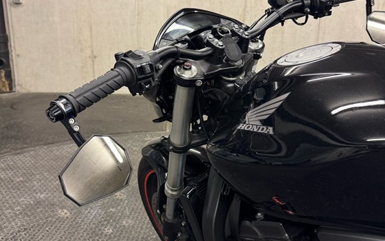 Gebrauchtmotorrad Honda CB 600 F Hornet - Bild 6