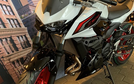 Neufahrzeug Kawasaki Z 500 SE - Bild 1