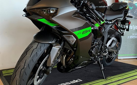 Neufahrzeug Kawasaki Ninja ZX-6R - Bild 1
