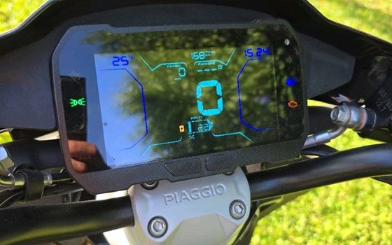 Gebrauchtmotorrad Piaggio 1 + - Bild 2