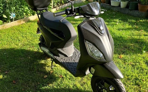 Gebrauchtmotorrad Piaggio 1 + - Bild 4