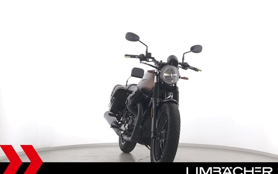 Gebrauchtmotorrad Moto Guzzi V7 III Stone - Bild 11