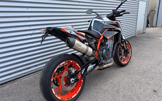 Gebrauchtmotorrad KTM 890 Duke R - Bild 3