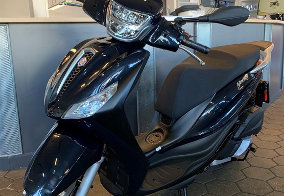 Piaggio Medley 125