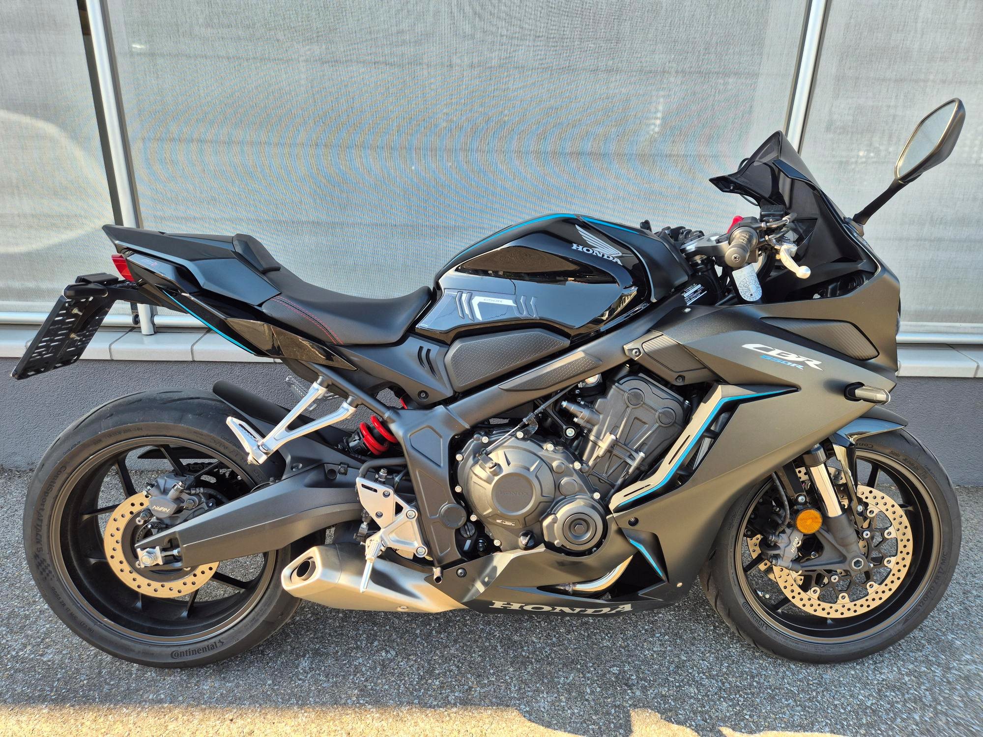 Honda CBR650R