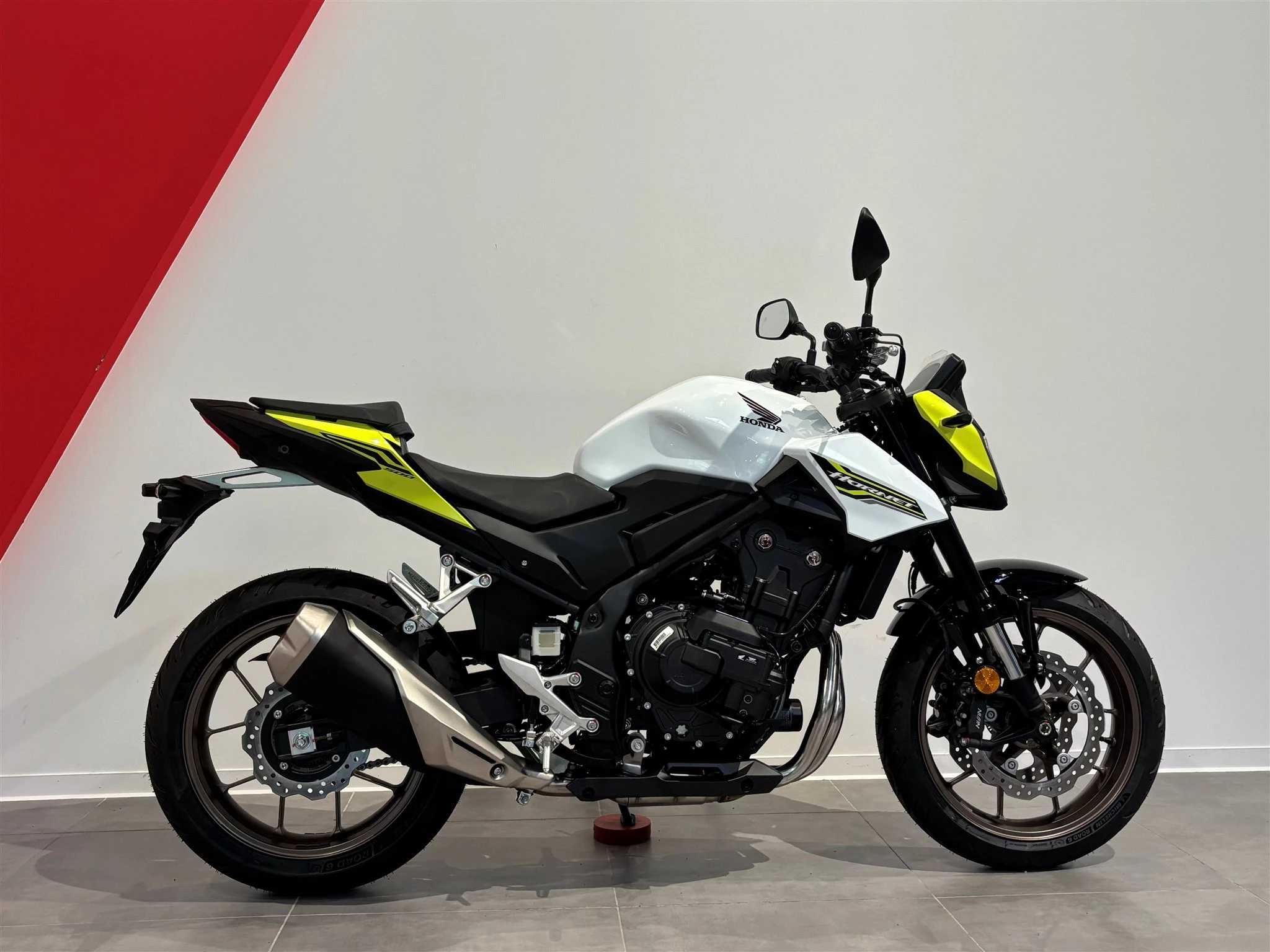 Honda CB500 Hornet E-Clutch