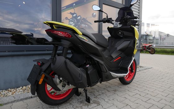 Neufahrzeug Aprilia SR GT Sport 125 - Bild 4