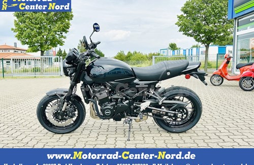 Neumotorrad Kawasaki Z900 RS Black Ball Edition