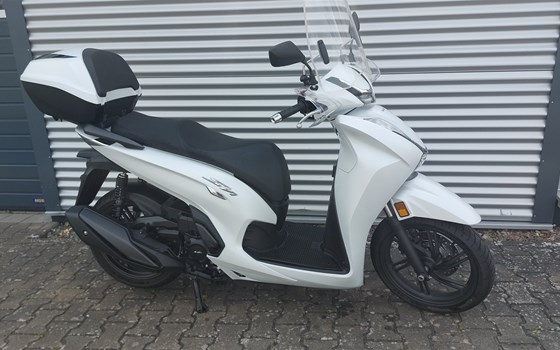 Gebrauchtmotorrad Honda SH350i - Bild 1