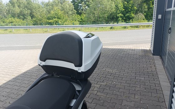 Gebrauchtmotorrad Honda SH350i - Bild 11