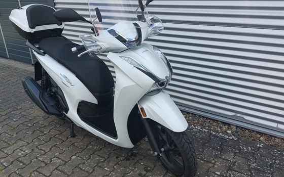 Gebrauchtmotorrad Honda SH350i - Bild 2