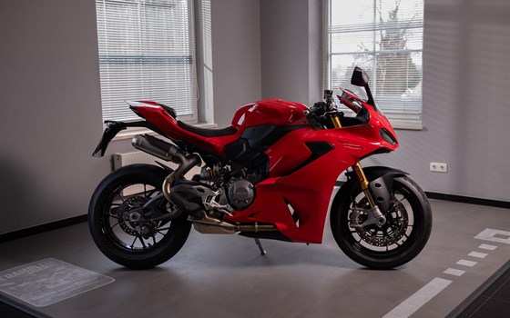 Gebrauchtmotorrad Ducati Panigale V2 S - Bild 3