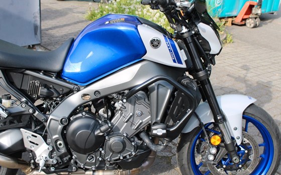 Gebrauchtmotorrad Yamaha MT-09 - Bild 9