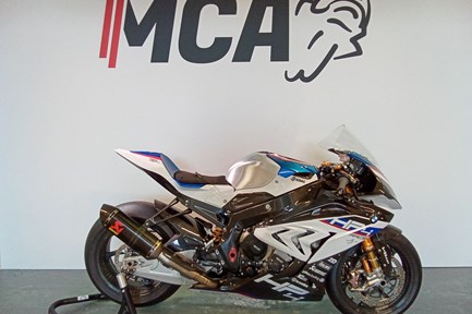 BMW HP4 RACE