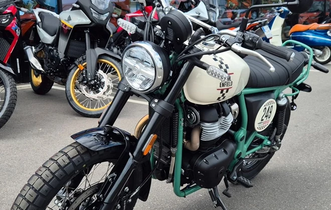 Royal Enfield Bear 650