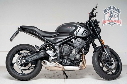 Triumph Trident 660