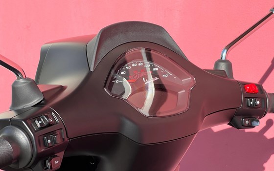 Neufahrzeug Vespa Sprint 125 i.e. 3V - Bild 13