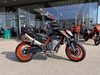 KTM 890 Duke R