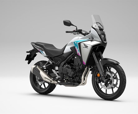 Neumotorrad Honda NX500 E-Clutch