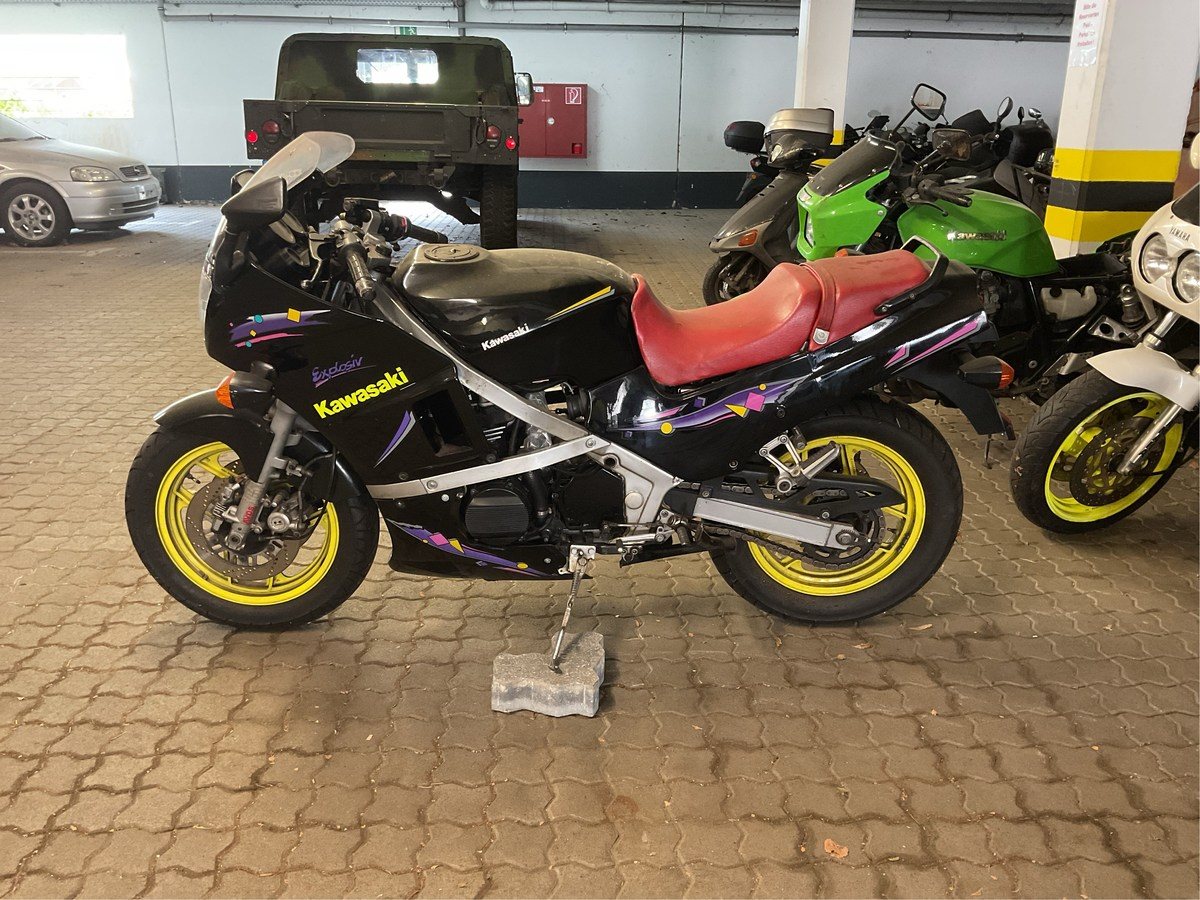 Kawasaki GPZ 600R
