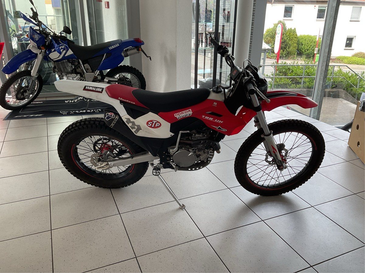 Honda Montesa COTA 4RT