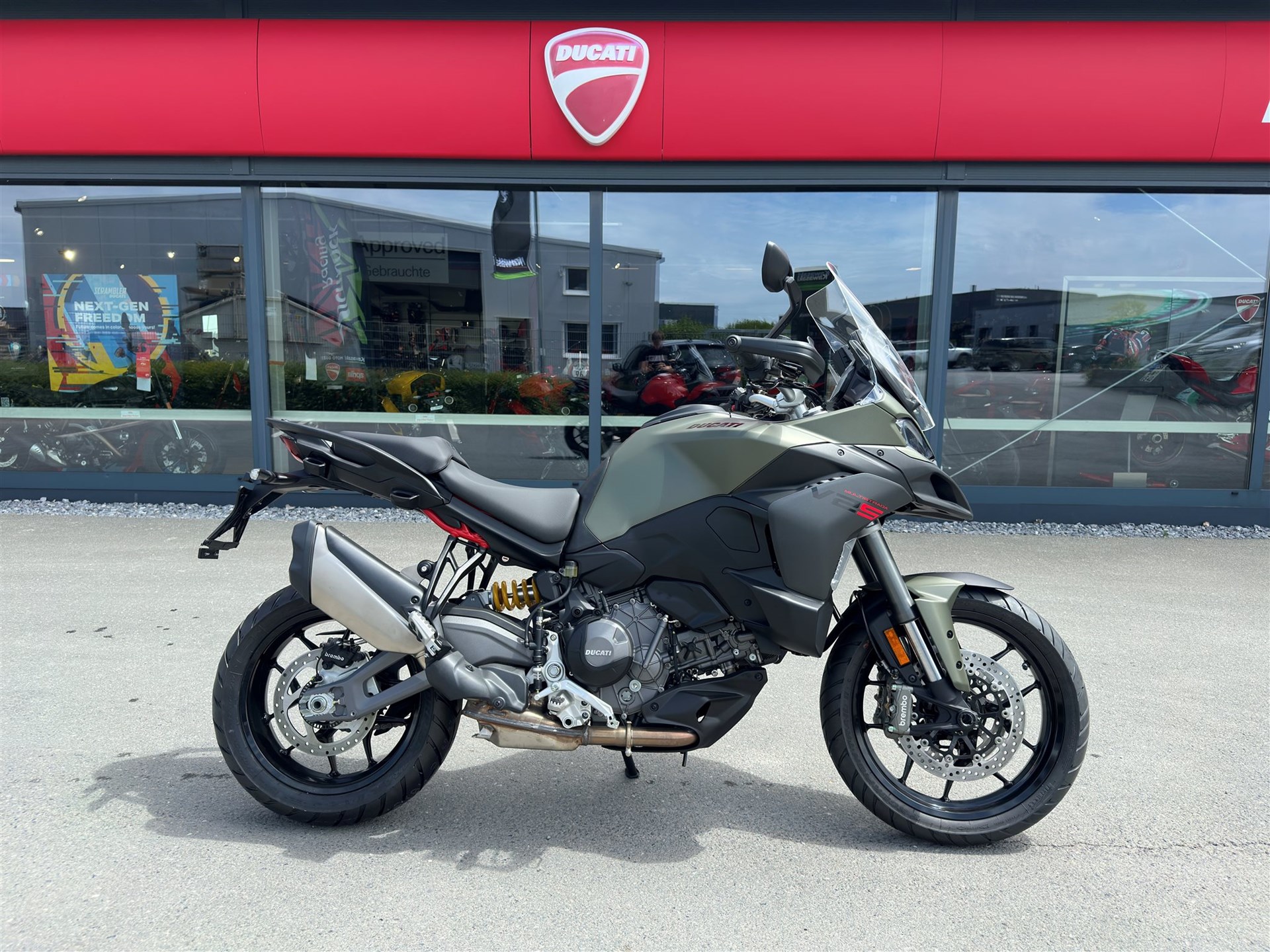 Ducati Multistrada V2 S
