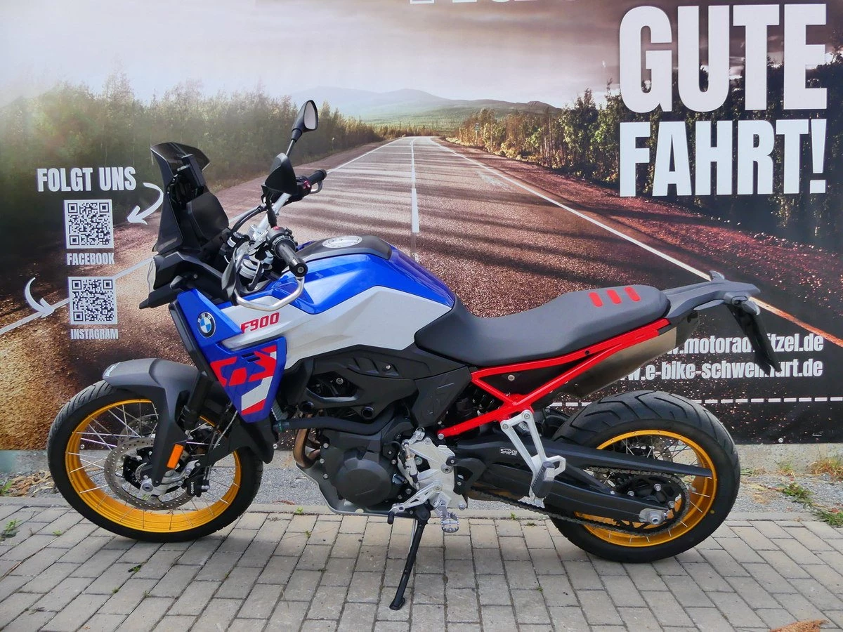 BMW F 900 GS