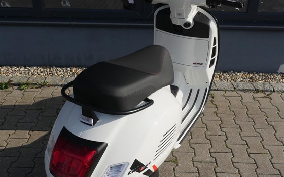 Neufahrzeug Vespa GTS 310 SuperSport - Bild 4