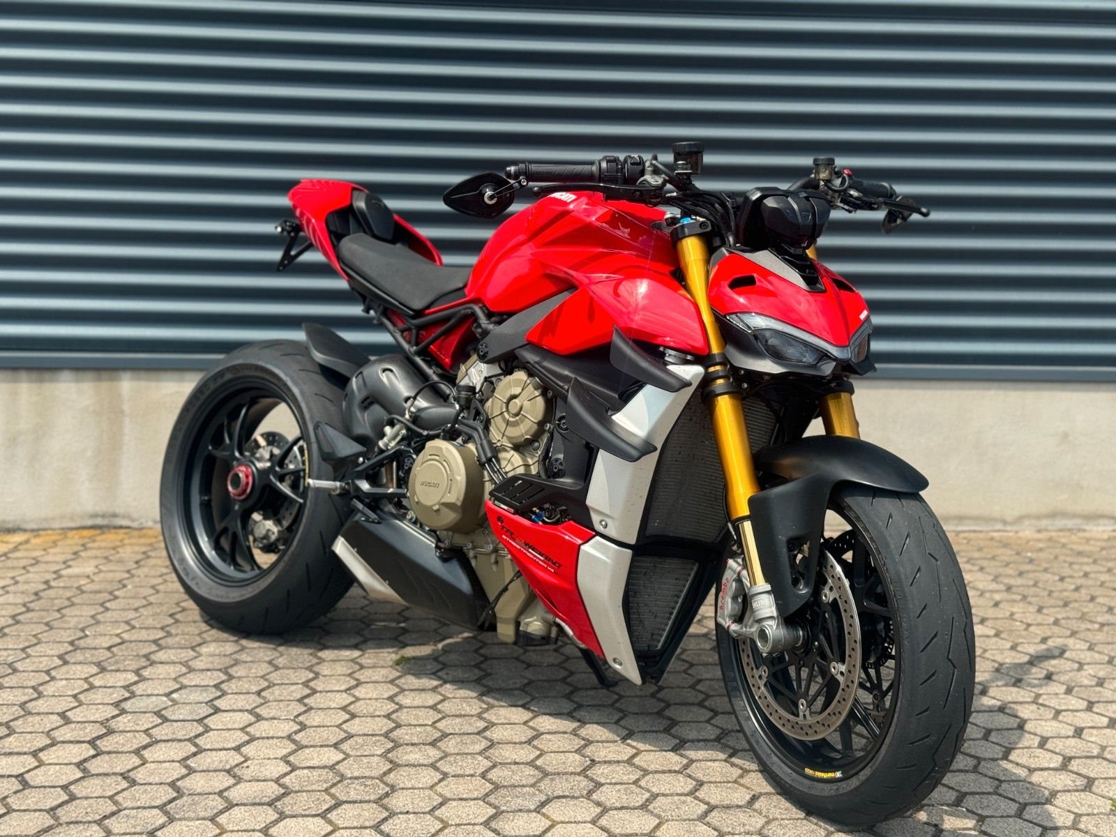 Ducati Streetfighter V4 S