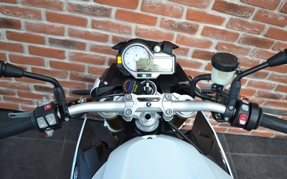 Gebrauchtmotorrad BMW S 1000 R - Bild 12