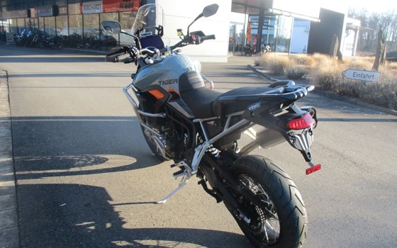 Gebrauchtmotorrad Triumph Tiger 900 Desert Edition - Bild 7