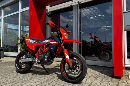KTM 690 SMC R