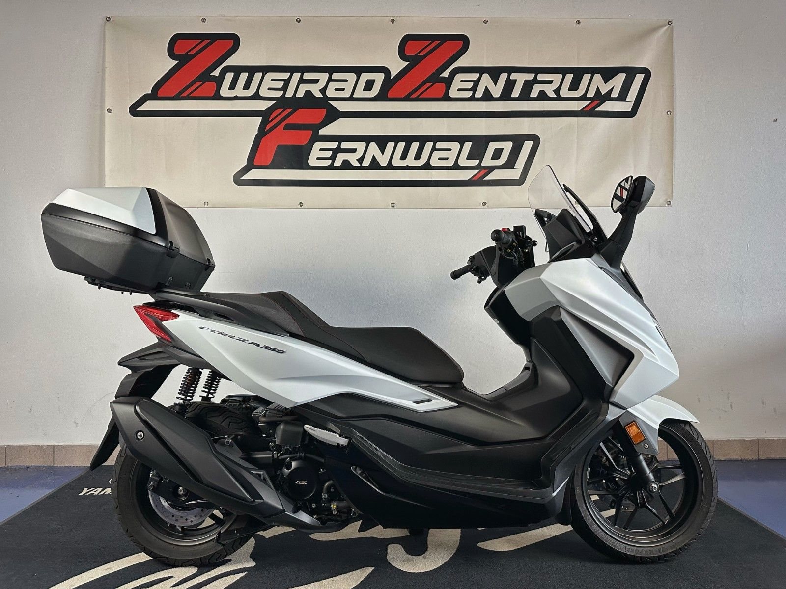Honda Forza 350