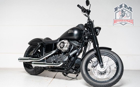 Gebrauchtmotorrad Harley-Davidson Dyna Street Bob FXDB - Bild 2