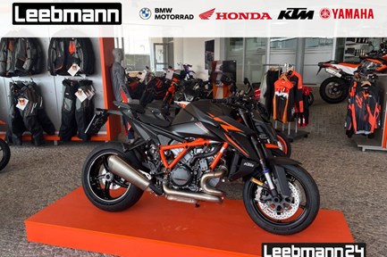 KTM 1390 Super Duke R EVO