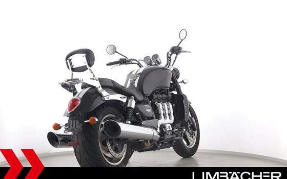 Gebrauchtmotorrad Triumph Rocket III Roadster - Bild 8