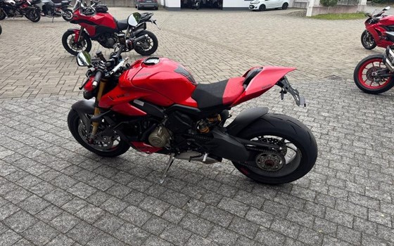 Gebrauchtmotorrad Ducati Streetfighter V4 S - Bild 2