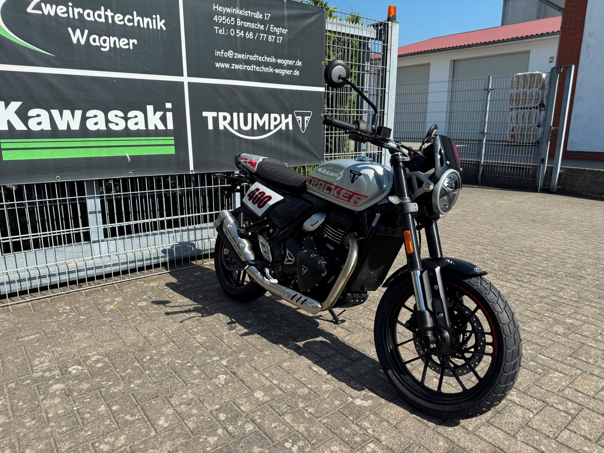 Triumph Tracker 400