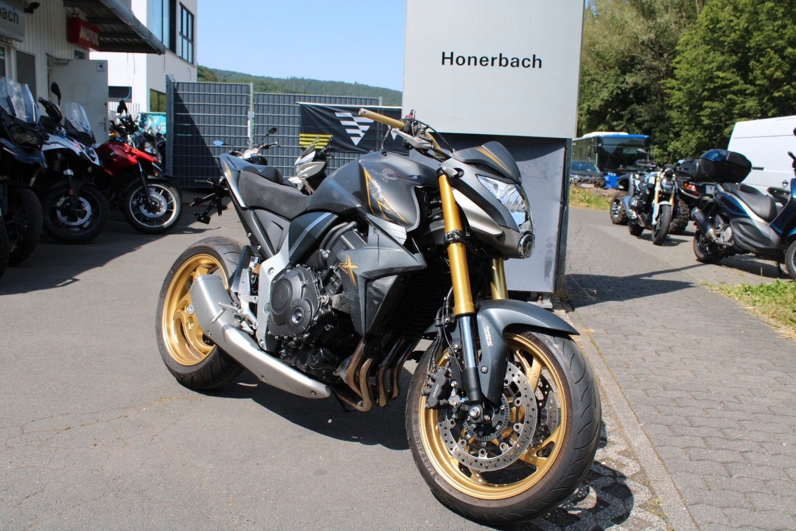Honda CB 1000 R