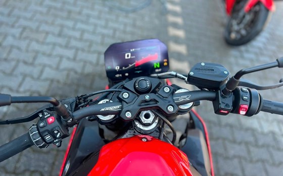 Gebrauchtmotorrad BMW S 1000 R - Bild 8