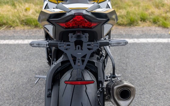 Neufahrzeug Kawasaki Ninja ZX-10RR - Bild 15