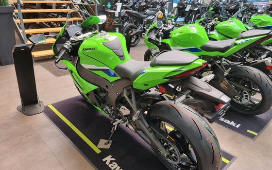 Gebrauchtmotorrad Kawasaki Ninja ZX-10R - Bild 3