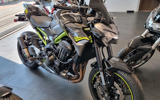 Gebrauchtmotorrad Kawasaki Z900 - Bild 1