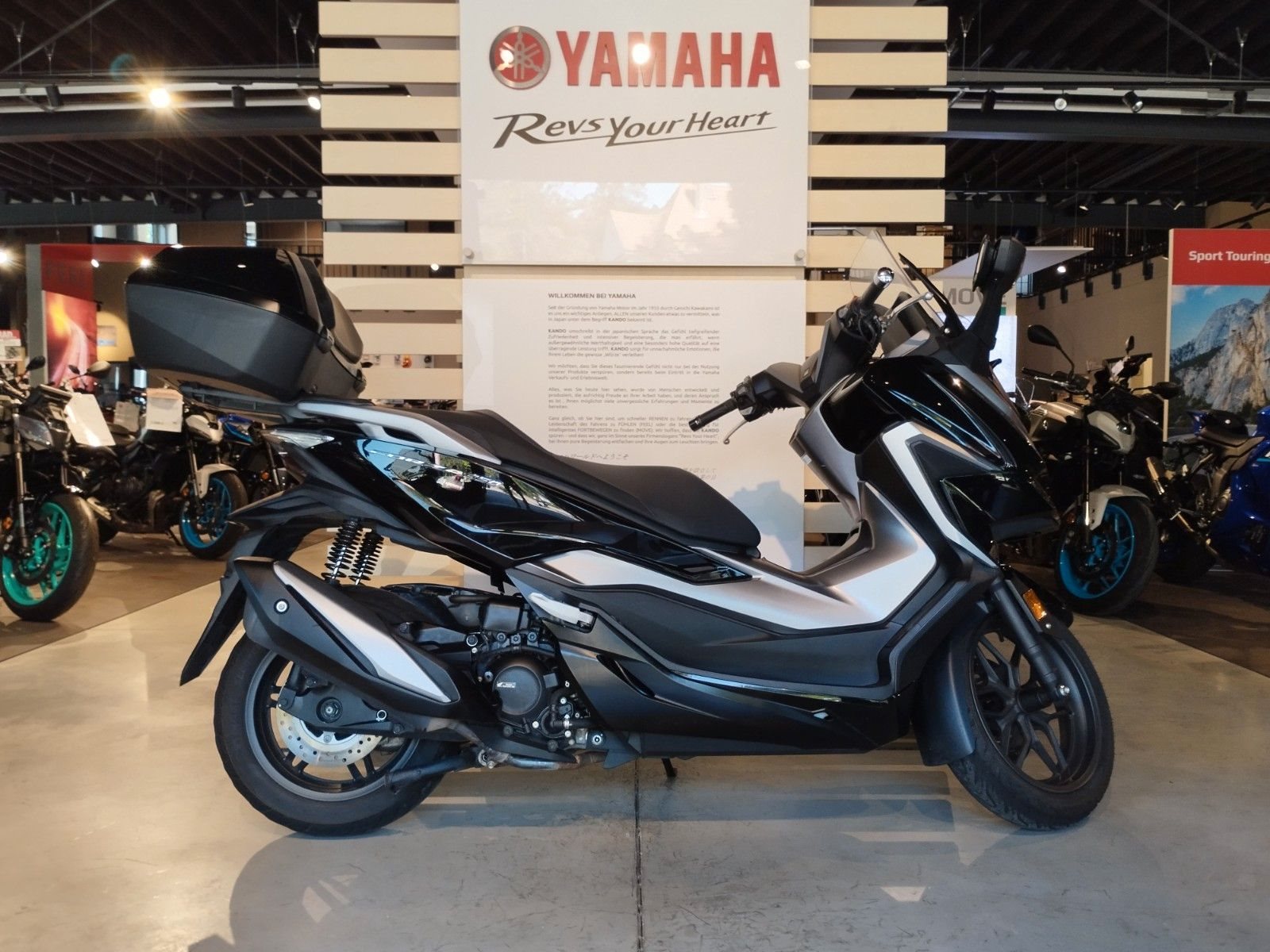 Honda Forza 350