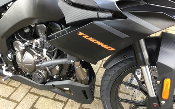 Neufahrzeug Aprilia Tuono 125 - Bild 16