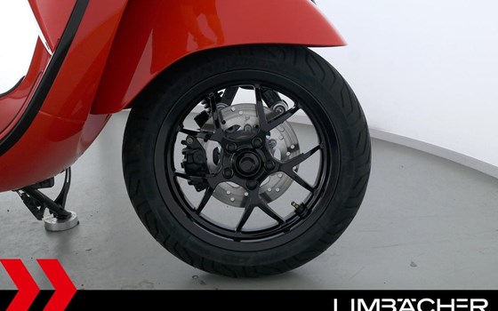 Gebrauchtmotorrad Vespa GTS 300 Super Sport - Bild 14