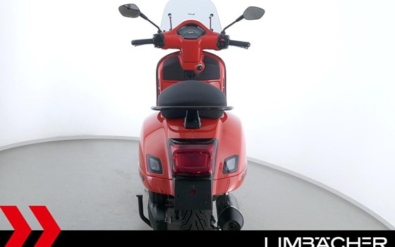 Gebrauchtmotorrad Vespa GTS 300 Super Sport - Bild 17