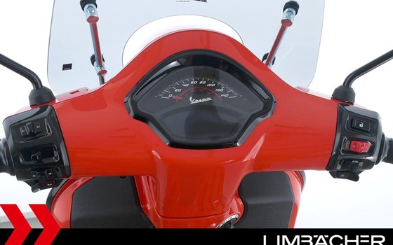 Gebrauchtmotorrad Vespa GTS 300 Super Sport - Bild 24