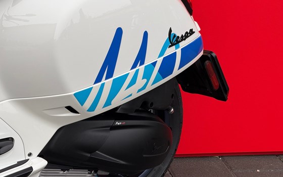 Motorrad Occasion Vespa GTV 300 - Bild 13