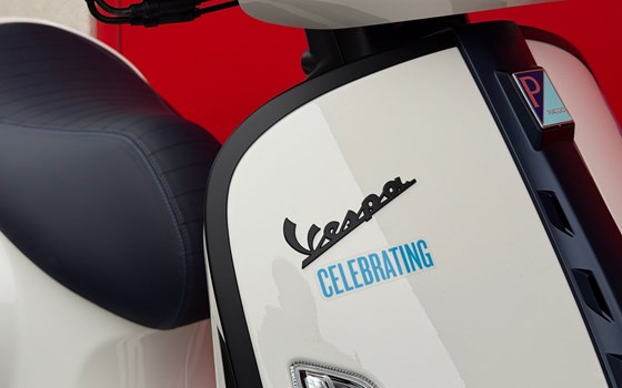 Motorrad Occasion Vespa GTV 300 - Bild 6